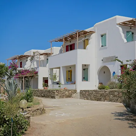 Oda ve Kahvaltı Ailouros Summer Schoinoussa