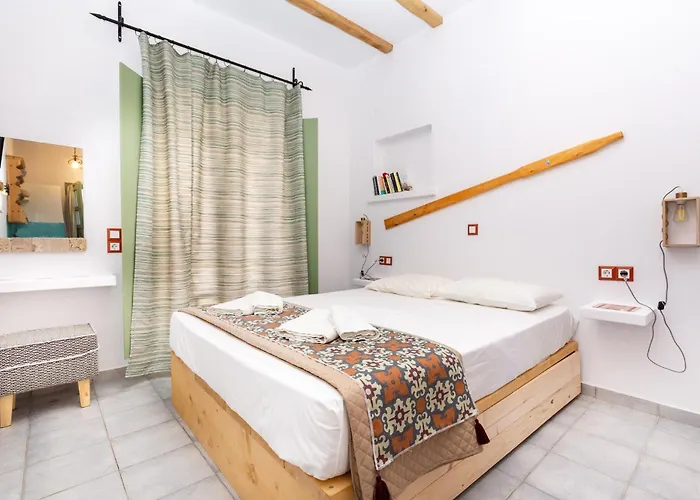 Ailouros Summer Bed & Breakfast