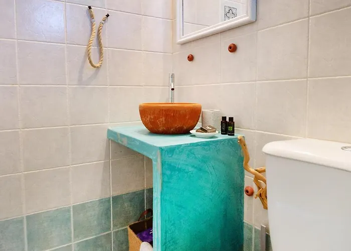 Bed & Breakfast Ailouros Summer Schoinoussa