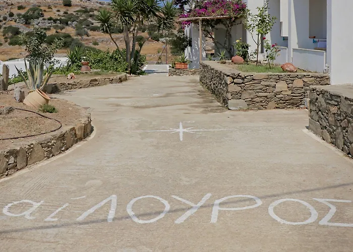 Bed & Breakfast Ailouros Summer