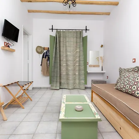 Ailouros Summer 3* Schoinoussa