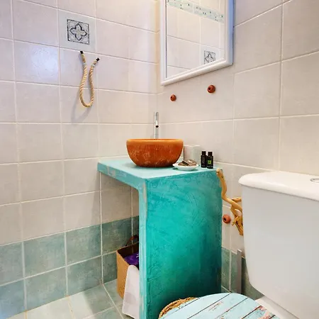 Bed & Breakfast Ailouros Summer Schoinoussa