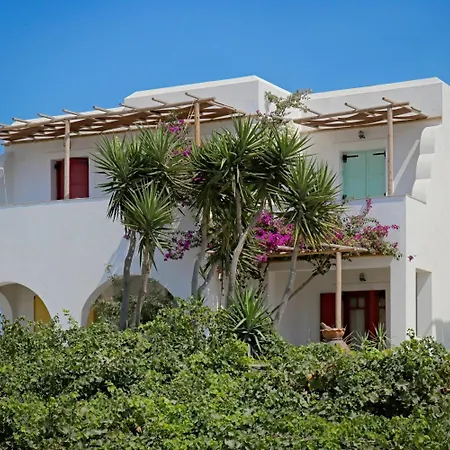 Ailouros Summer Bed & Breakfast Schoinoussa