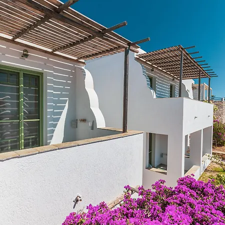 Bed & Breakfast Ailouros Summer