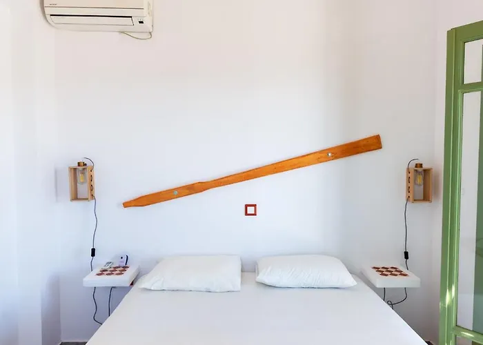 Bed and Breakfast Ailouros Summer Σχοινούσα