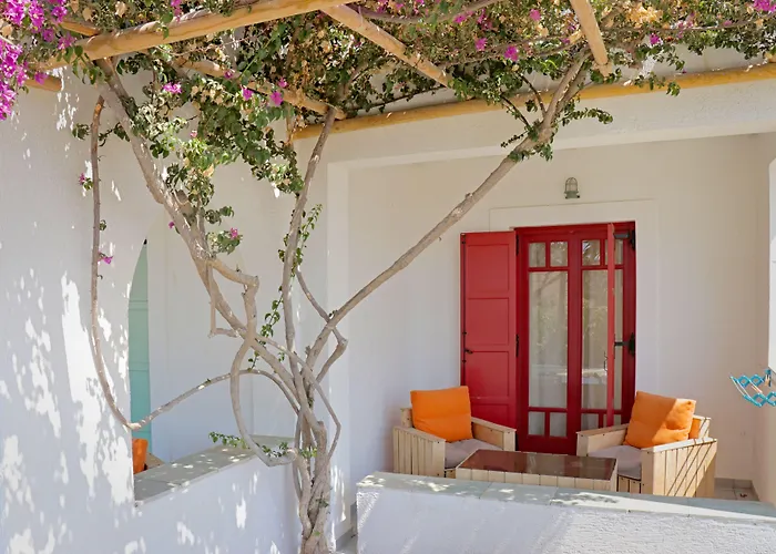 Ailouros Summer 3* Σχοινούσα